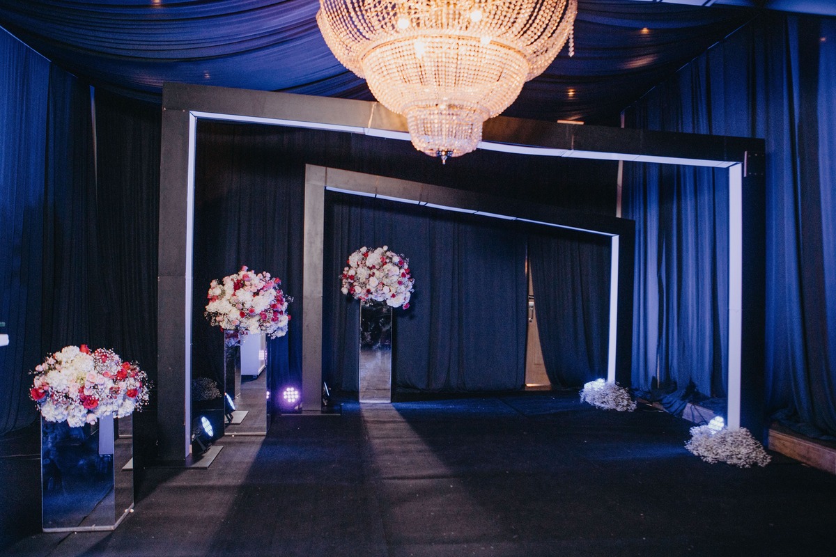 Quince años Isabella Cano 7 257-1470