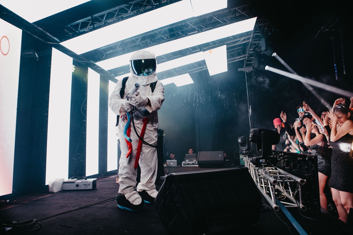 Quince años Isabella Cano 8 257-2853