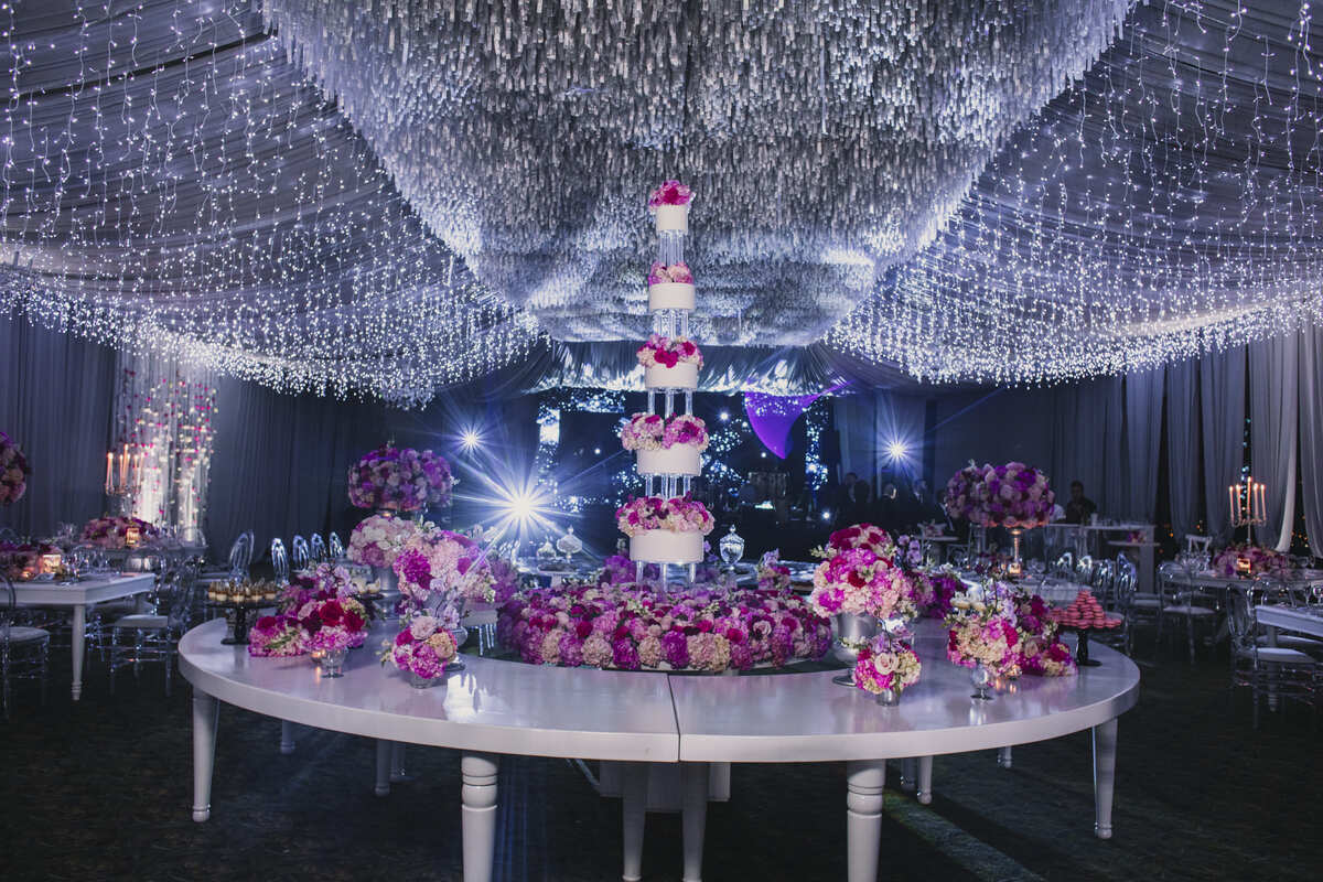 decoración tonos rosados y fucsia